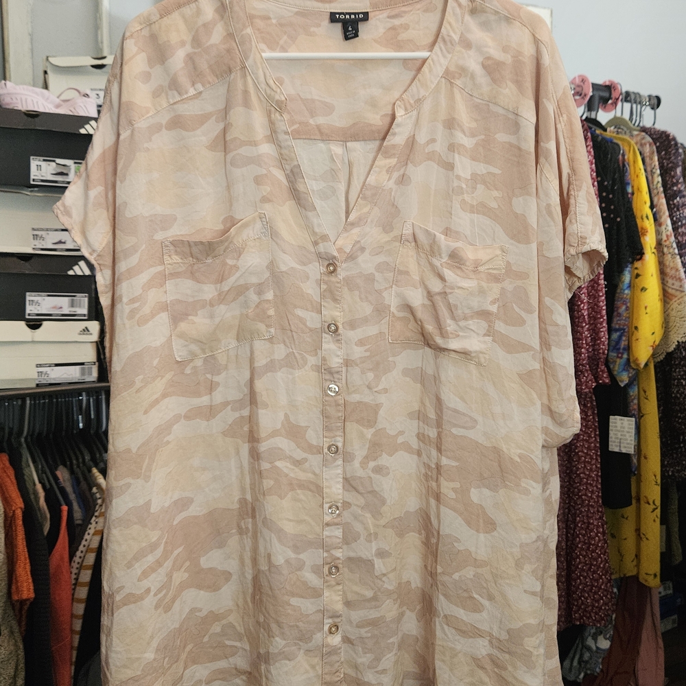 Torrid Beige Camo Button-Up Blouse
